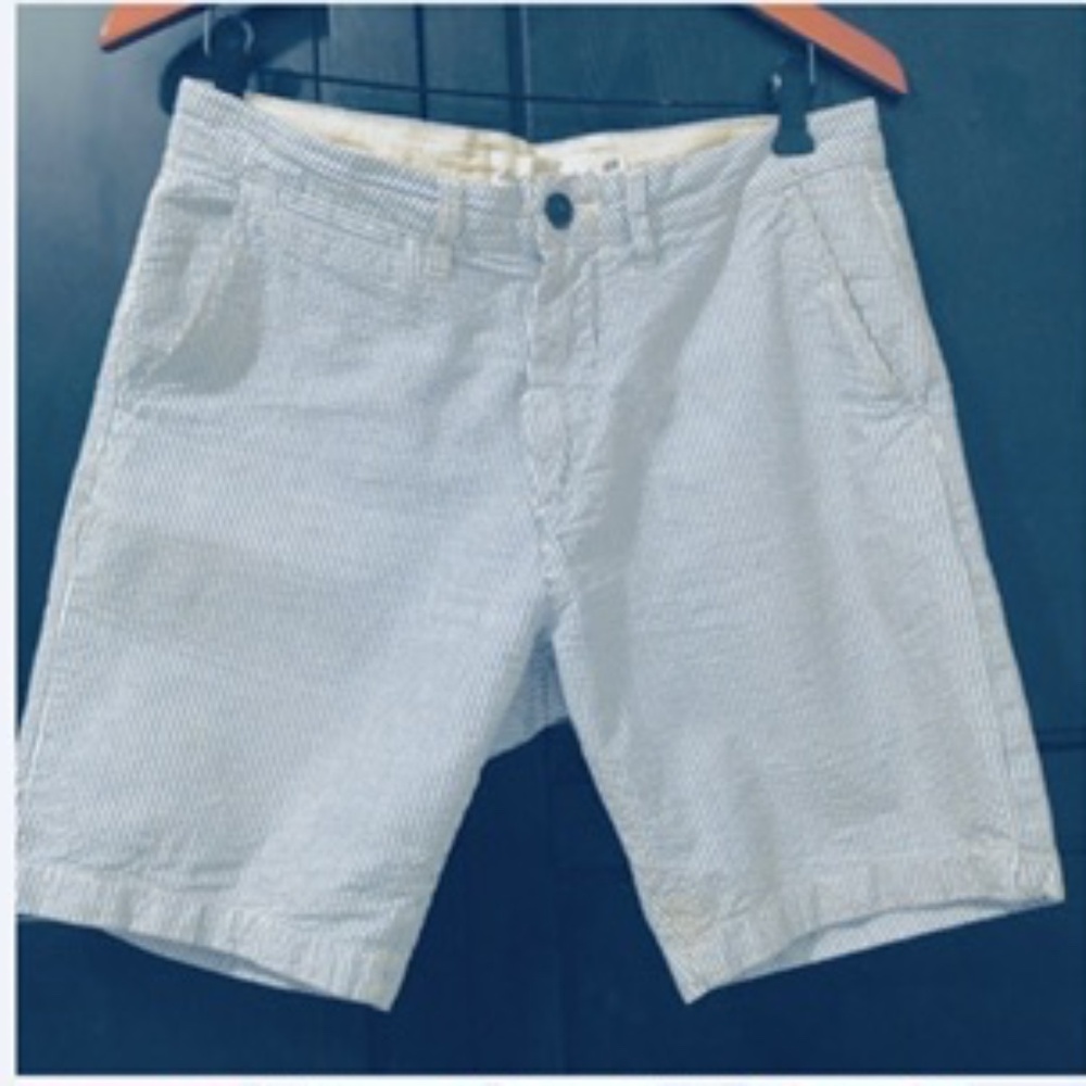 Ladies 28x8.25 Stretch Cotton Seersucker Shorts